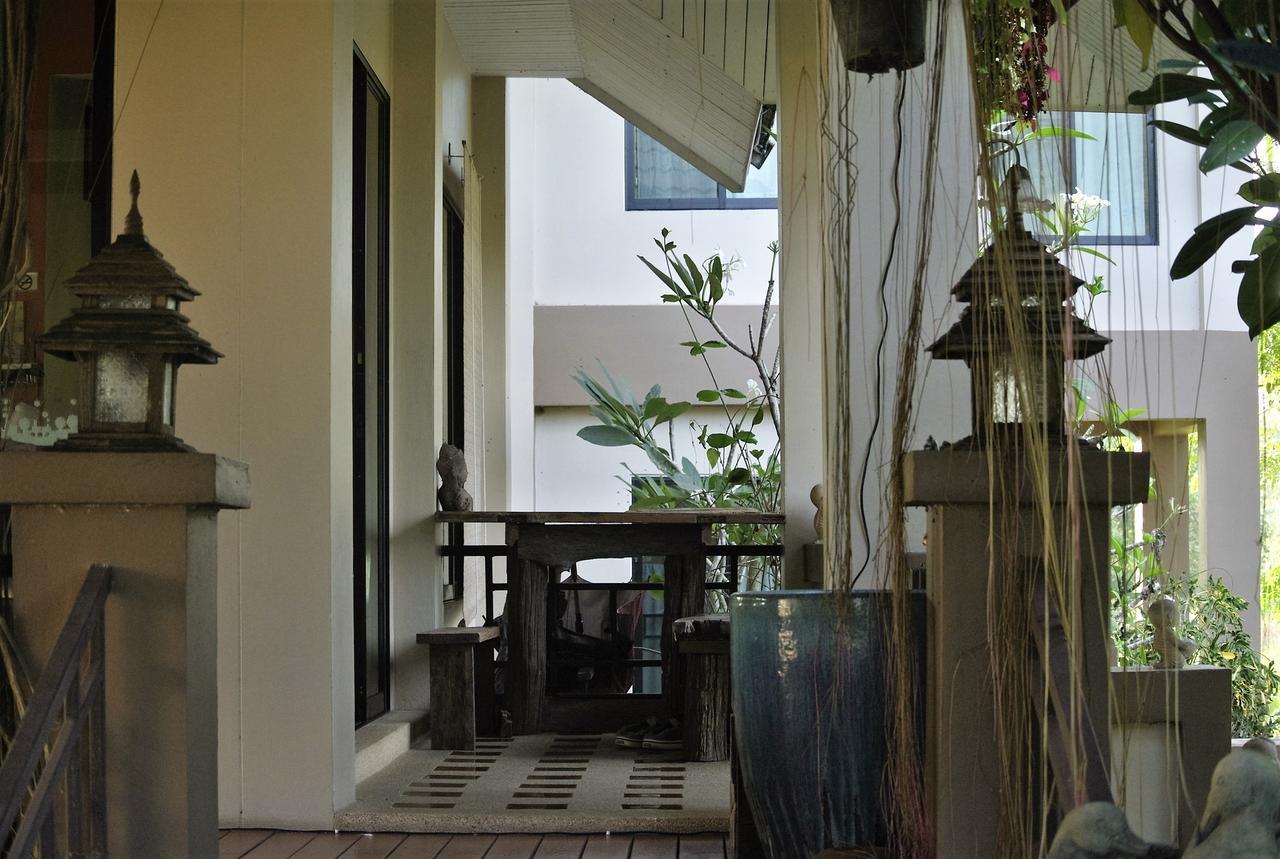 Bed and Breakfast Jamjuree Garden Ban Thung Ma Nieo Екстер'єр фото